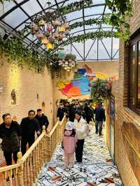 Central Asia? No, it’s the International Grand Bazaar in Urumqi! 🇨🇳