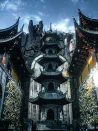【上海秘境】東林寺：金碧輝煌中的寧靜禪意。