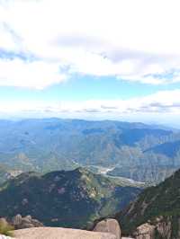 特種兵環黃山旅遊。