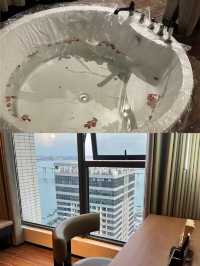 湛江!萬達廣場!海景浴缸房真的好住得想哭。