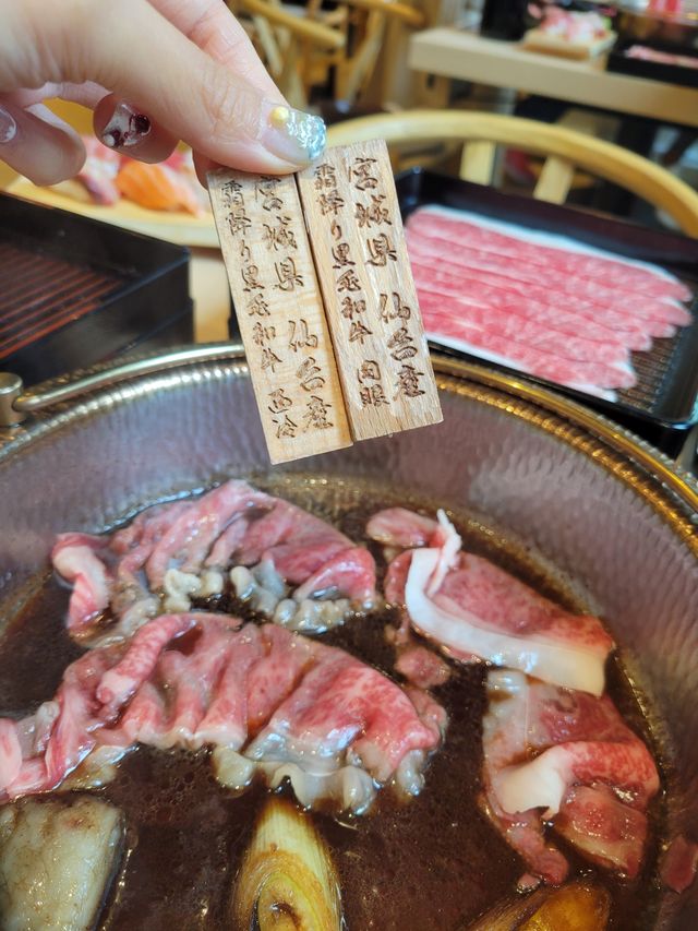 銅鑼灣 A5 和牛壽喜燒！！放題天花板！！