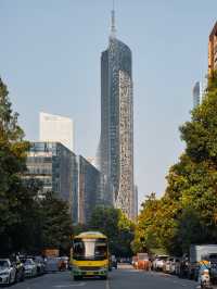喺合肥街頭，影到小說入面嘅A市
