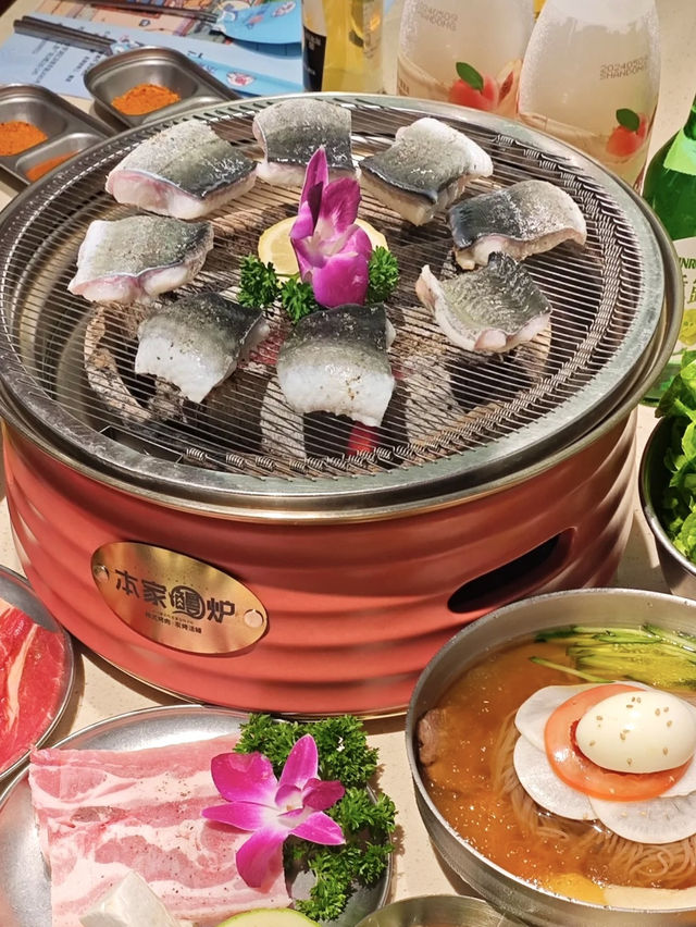 烤鰻魚滋滋滋冒油的聲音太治癒了 💕  本家鰻爐-韓式烤肉夢幻之旅