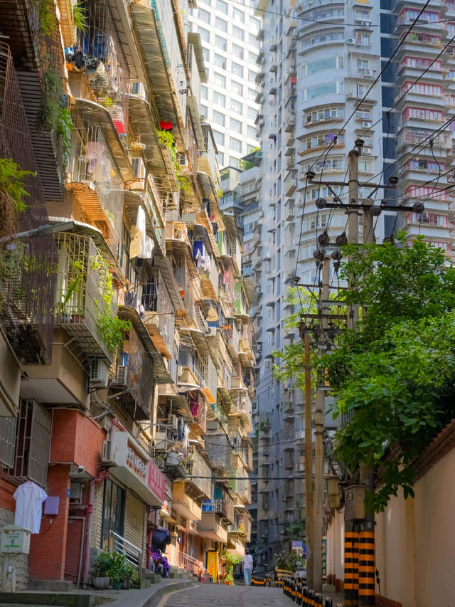 重慶丨春森路city walk||重慶折疊的舊夢切片