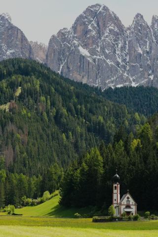 Dolomites｜Beautiful Scenery in Summer, Skiing in Winter, A Heavenly Eden on Earth