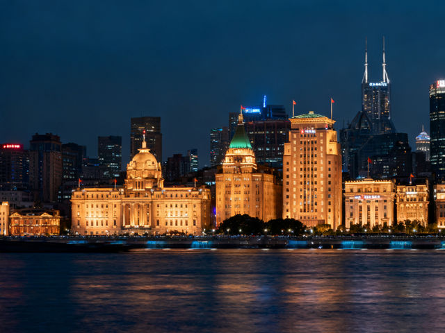 Night Cruise on Huangpu River: Shanghai’s Dazzling Skyline Spectacle