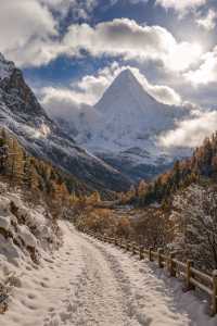 被狠狠種草!稻城亞丁的秋冬氛圍感絕了