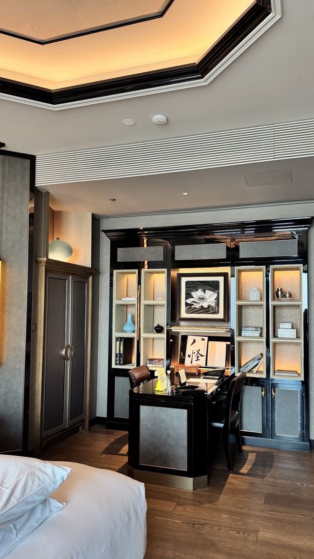 夜晚的南京麗思卡爾頓充滿寧靜與華麗 夜晚的南京麗思卡爾頓充滿寧靜與華麗