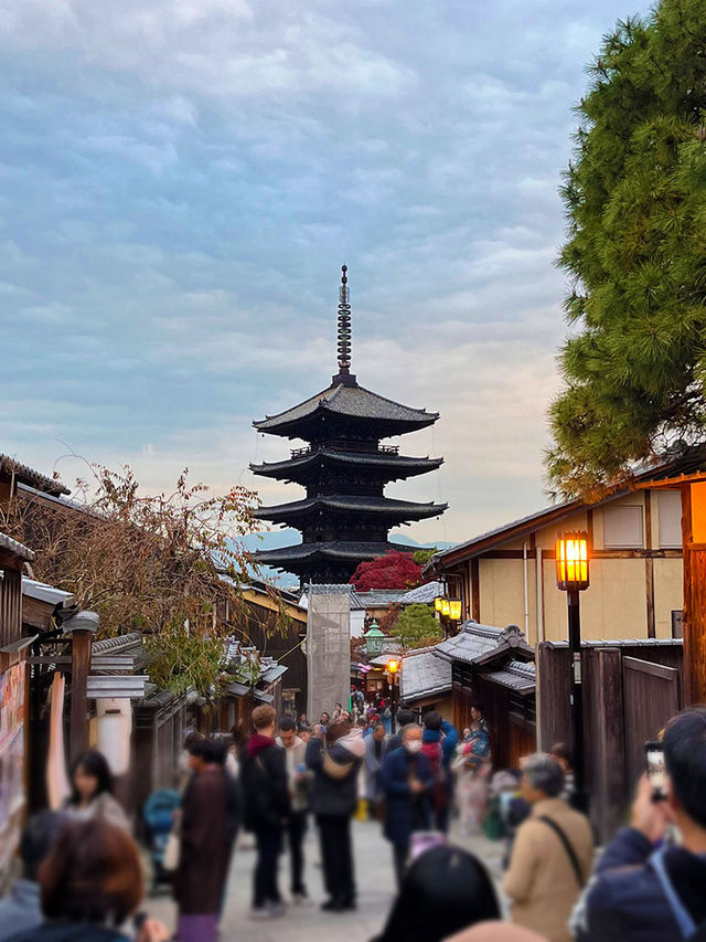 11月好去處|京都三年坂:人潮中邂逅古韻風情 11月好去處|京都三年坂:人潮中邂逅古韻風情