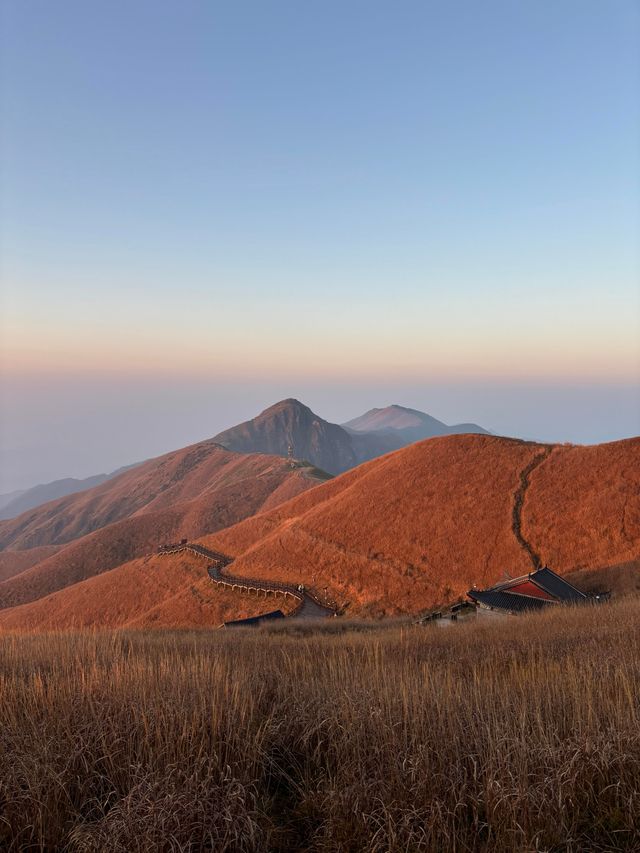 江西萍鄉武功山把浪漫和狼狽都焊在記憶裡 江西萍鄉武功山把浪漫和狼狽都焊在記憶裡