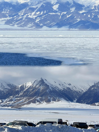 Sayram Lake blue is forever! Private access to snowy mountains and lakes in the off-season of March