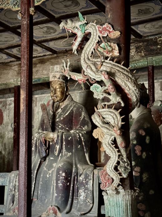 汾陽太符観、玉帝が笏板を持ち、聖母が小さな足を包む | Trip.com 汾陽