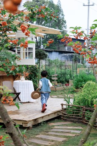 A farm with a French-style atmosphere! Even the rain can't dampen the joy of cherry season.