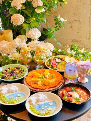 รีวิวร้านอาหารหวู่หู | ร้านอาหารในสวนที่ซ่อนตัวอยู่ในถนนคนเดิน โรแมนติกสุดๆ