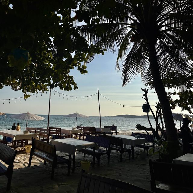 เกาะเสม็ด จังหวัดระยอง 🌊🌥️✨