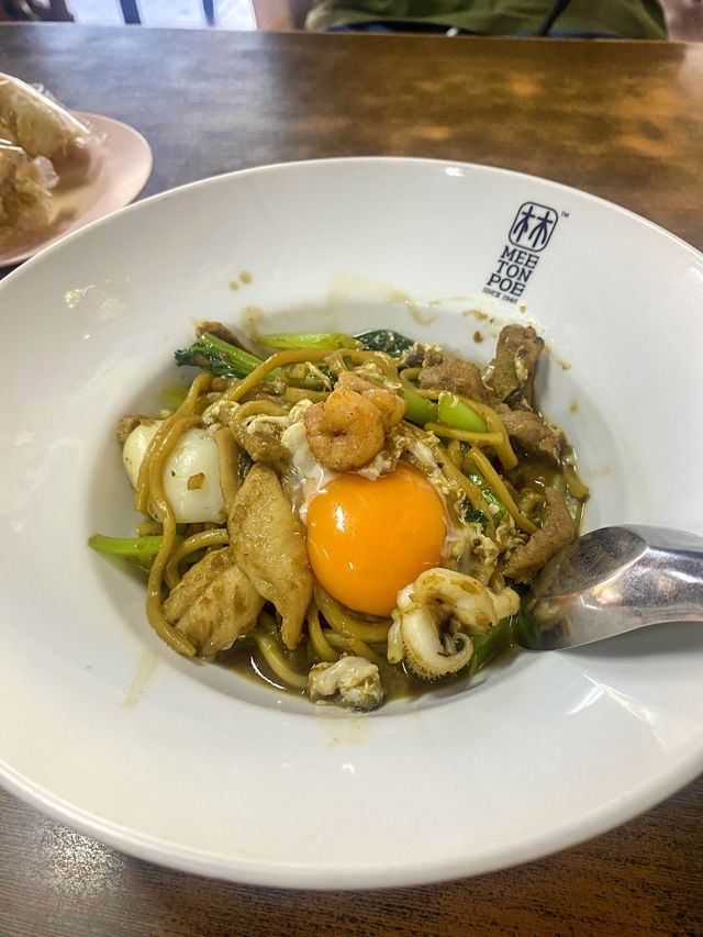 【タイ】プーケットで絶対外せない！激ウマのホッケンミーはココ！