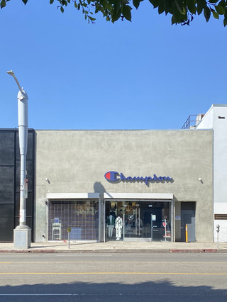 Melrose Street, home to many hot street brands💕