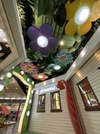 MegaBox 9樓嘅童真天地 MegaKids Baazar