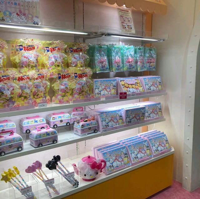 サンリオピューロランド　ショー参加アイテム購入場所