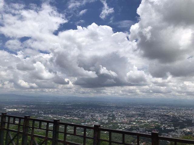 วัดพระธาตุดอยสุเทพราชวรวิหาร 