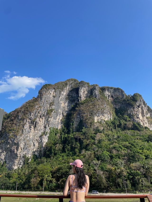 ⛰️미쳐버린 루프탑 수영장 뷰🏊‍♀️