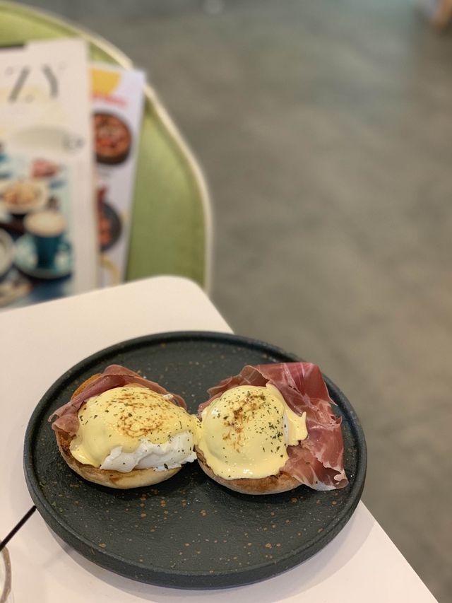 【西貢圖書館feel cafe好吃到忘記行山😂】 