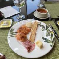 環境舒適 抵食semi lunch buffet @ Olea