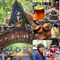 Three Monkeys Restaurant ภูเก็ต 