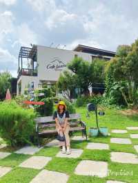 Cafe Laura @มวกเหล็ก