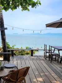 4 Monkeys Cafe & Bar