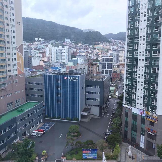 釜山獵犬飯店近札嘎其站
