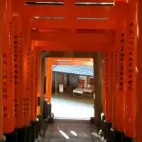 層層堆疊千本鳥居