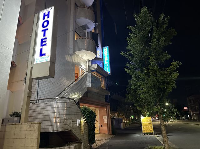 東京・足立区。目の前は埼玉県。東京の端っこホテル『ホテル ラ フィレンツェ』