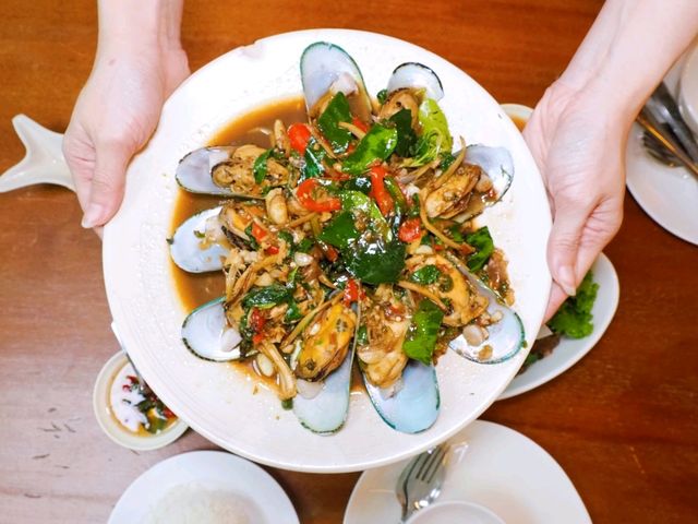 ร้านเด็ดรวมอาหารพื้นเมือง จ.ระนอง