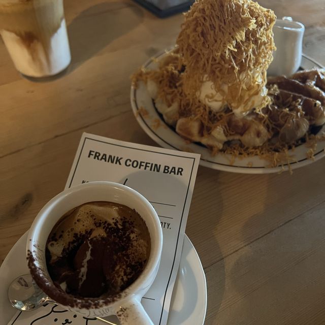 행궁동에서 브런치 먹었으면?! 커피도 마셔야죠? 여기 프랭크커핀바에서☕️