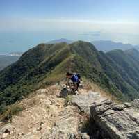 香港🇭🇰｜🌟行山必選之一 - 大嶼山鳳凰徑的壯麗徒步之旅 ⛰️