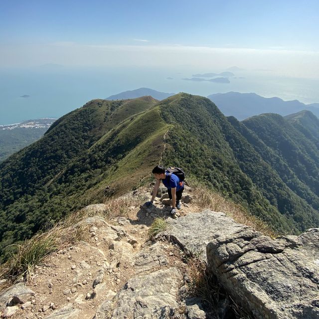 香港🇭🇰｜🌟行山必選之一 - 大嶼山鳳凰徑的壯麗徒步之旅 ⛰️