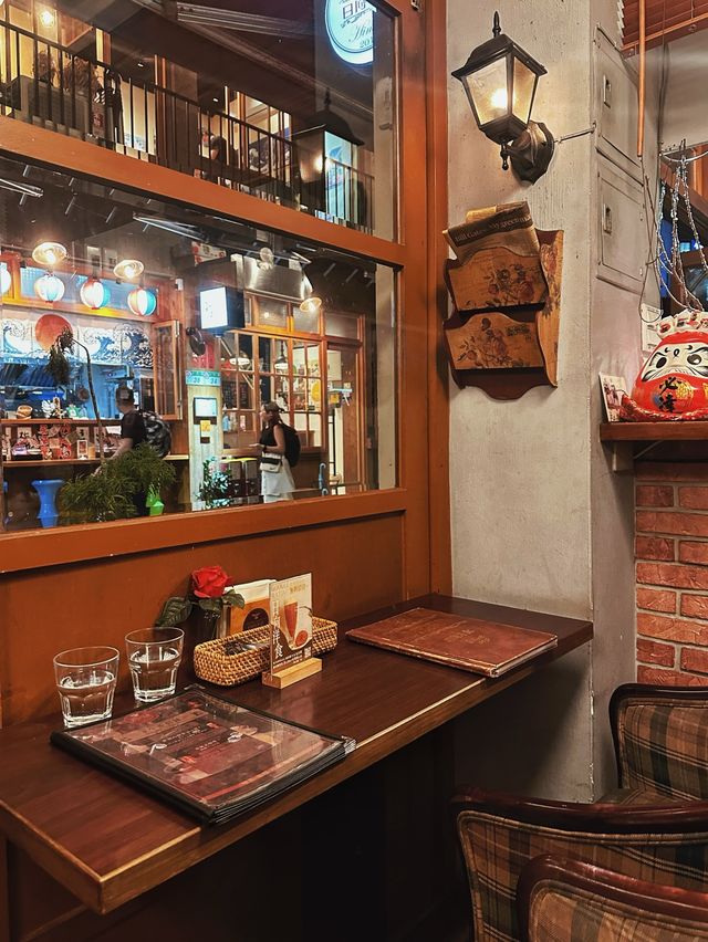 [台北] 士林夜市氣氛好餐廳推薦 日式復古懷舊和風洋食館-日向洋食 hinata