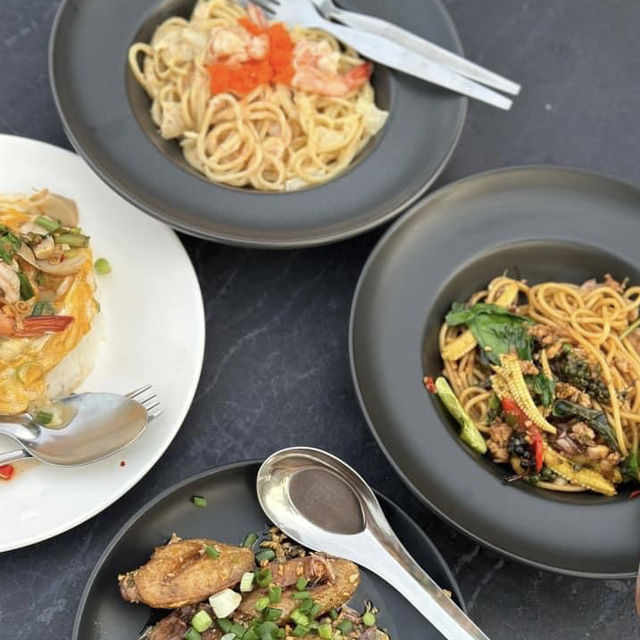 วงศ์วานิช Cafe&Restaurant ร้านดีในหาดใหญ่