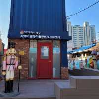 ถ่ายรูปชิคๆ ที่หมู่บ้านเทพนิยาย Donghwa Village 🎡