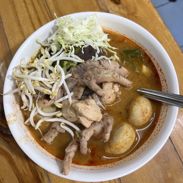ขนมจีนยายเป้ากระเด้าหม้อ👍🏻อร่อยเข้มข้น
