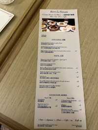 咖啡店內隱藏的西餐
