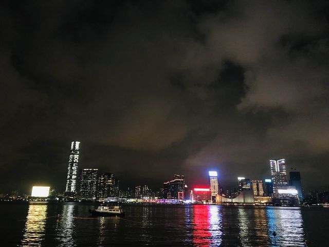Hong-Kong the most beautiful city for me 😍