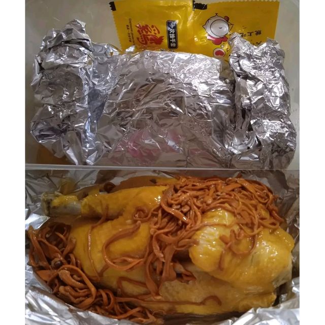 西灣河必食呂錦記手撕雞！