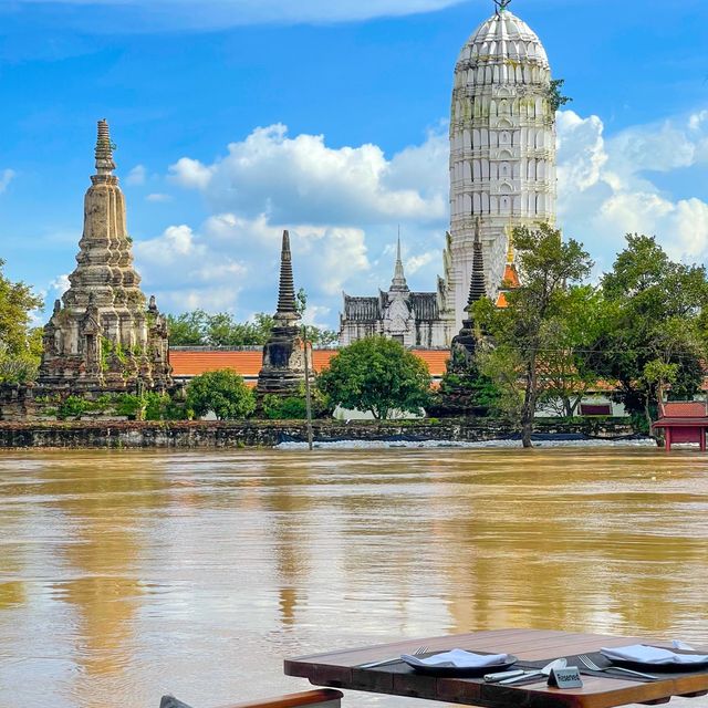 sala ayutthaya โรงแรมวิววัดพุทไธศวรรย์