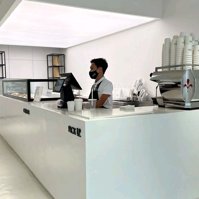 WHITE MINIMALISTIC CAFE : THE SWOL