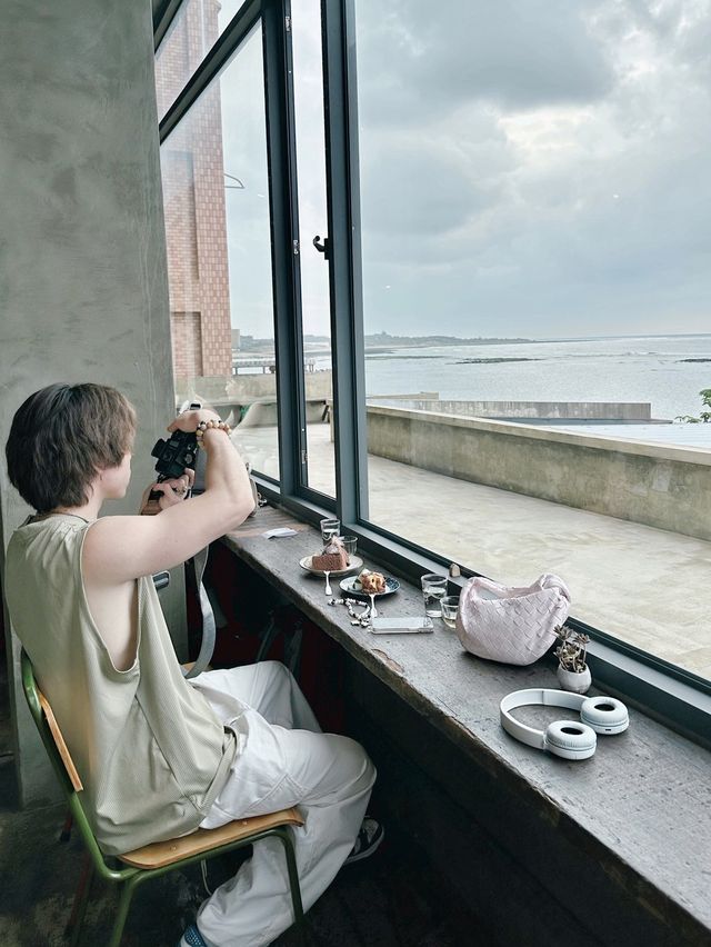 台灣探店☕️ 三芝浪漫海景咖啡店│我們在海邊