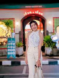 เดินเล่นชิลๆ ถนนคนเดินหลาดใหญ่ ภูเก็ต