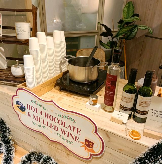 Christmas 🎄 Village with free chocolate tasting