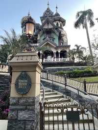 【香港必去】廸士尼樂園：打卡景點，絕美夜晚